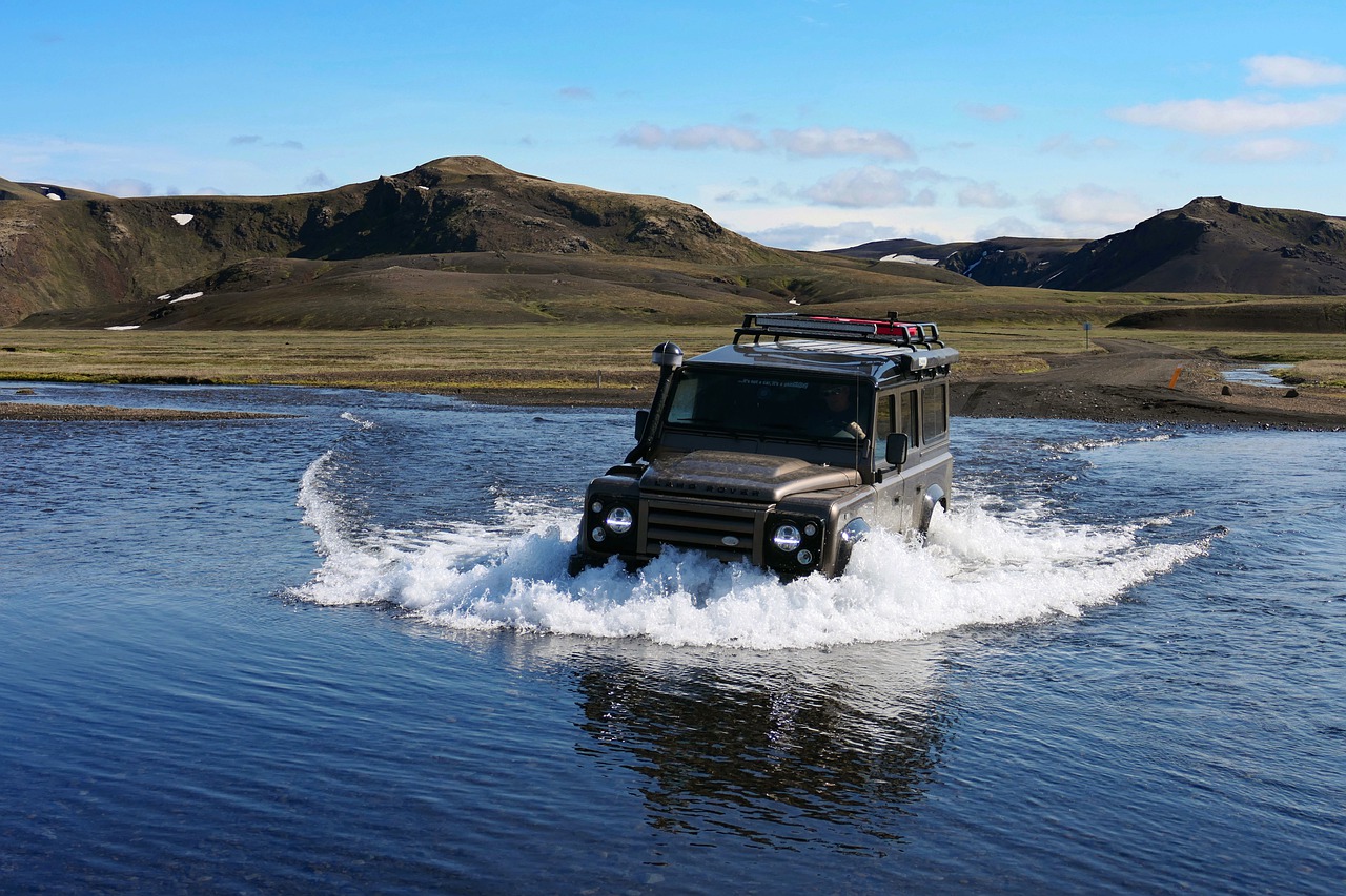 iceland, amphibious vehicle, flow-6930851.jpg